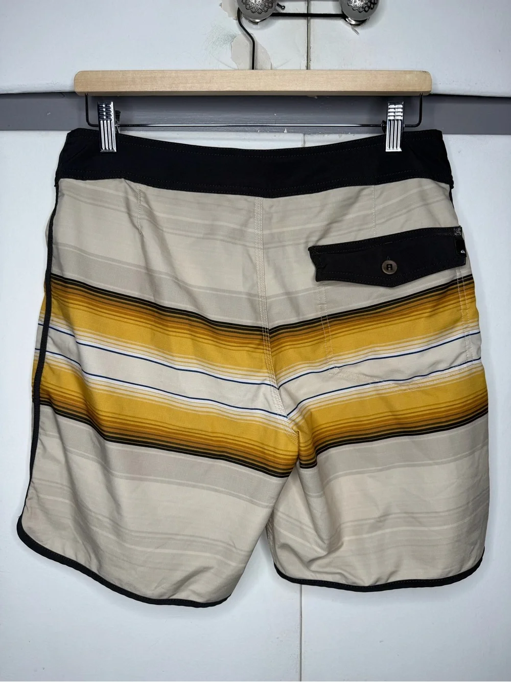 Quicksilver x Pacifico High Line Board Shorts Surf Swim Stretch Men’s Size 32